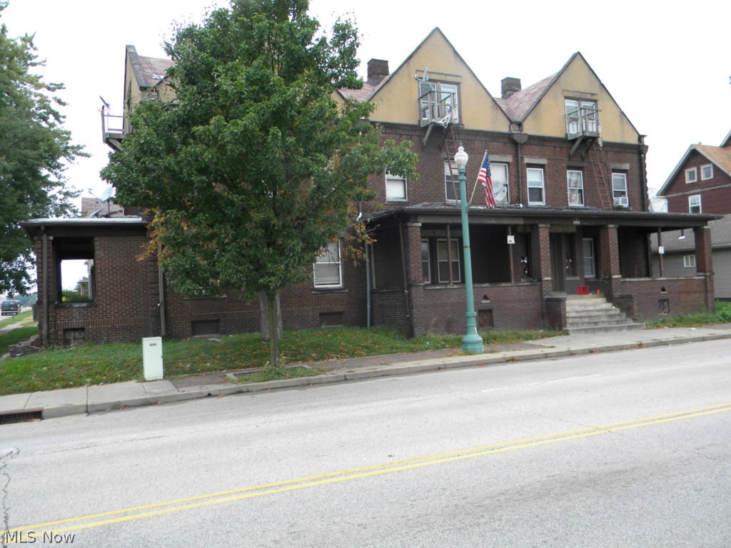 Canton - Residential Income