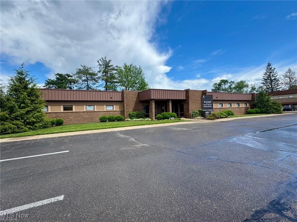 Doctors Park Condo 01 - Commercial Lease