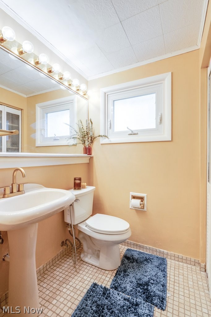 Cuyahoga Manor - Residential