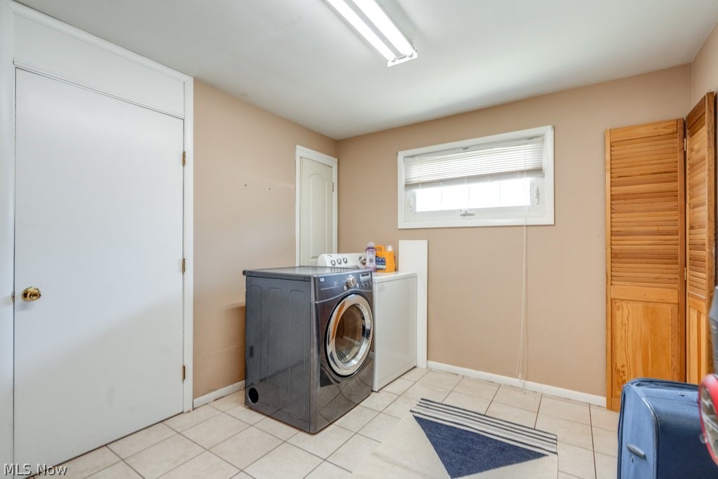 Cuyahoga Manor - Residential