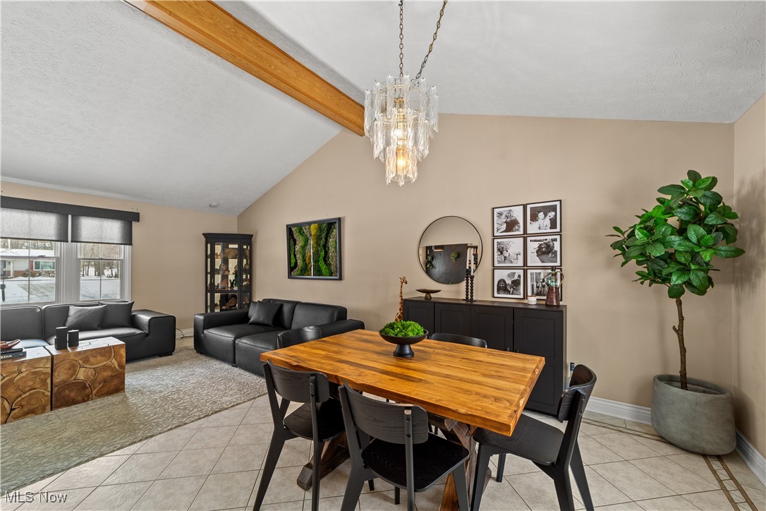 8096 Twin Oaks Drive, Broadview Heights, Ohio image 8