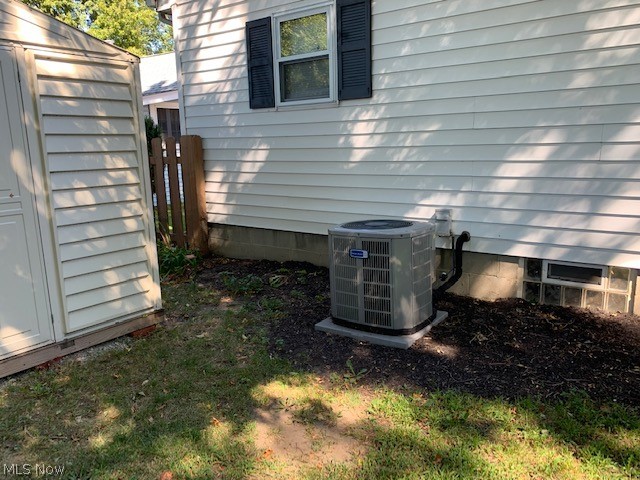 Willobee-On-The-Lake 01 - Residential