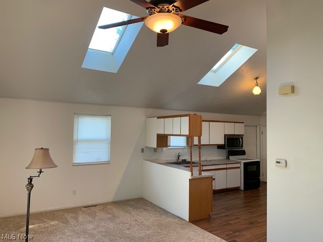 Willobee-On-The-Lake 01 - Residential