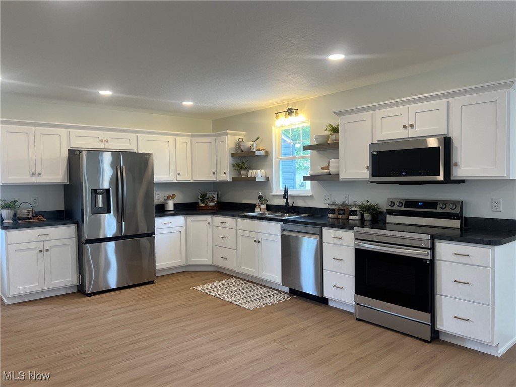 1245 Fairlane Avenue, Canton, Ohio image 7