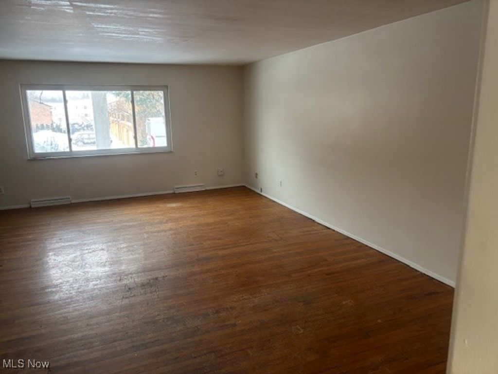 Photo of 1670 Dominion Drive, Akron, OH 44313 (MLS # 5184029)