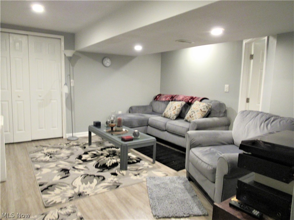 Twin Heights - Residential