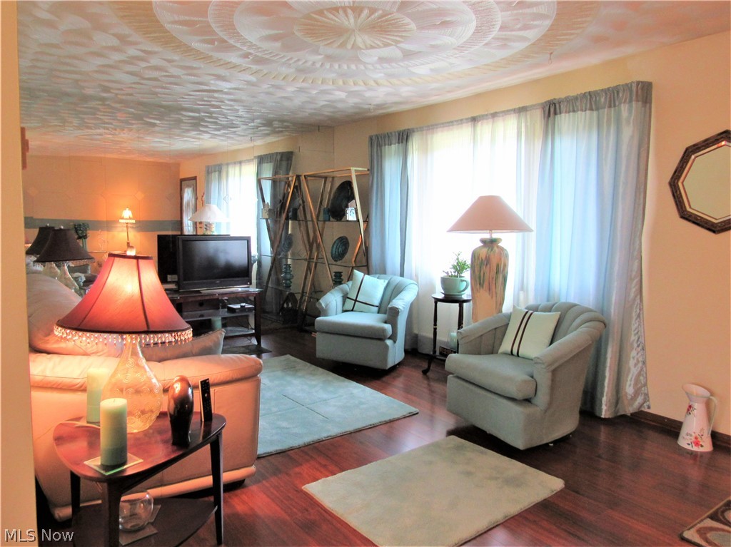 Twin Heights - Residential