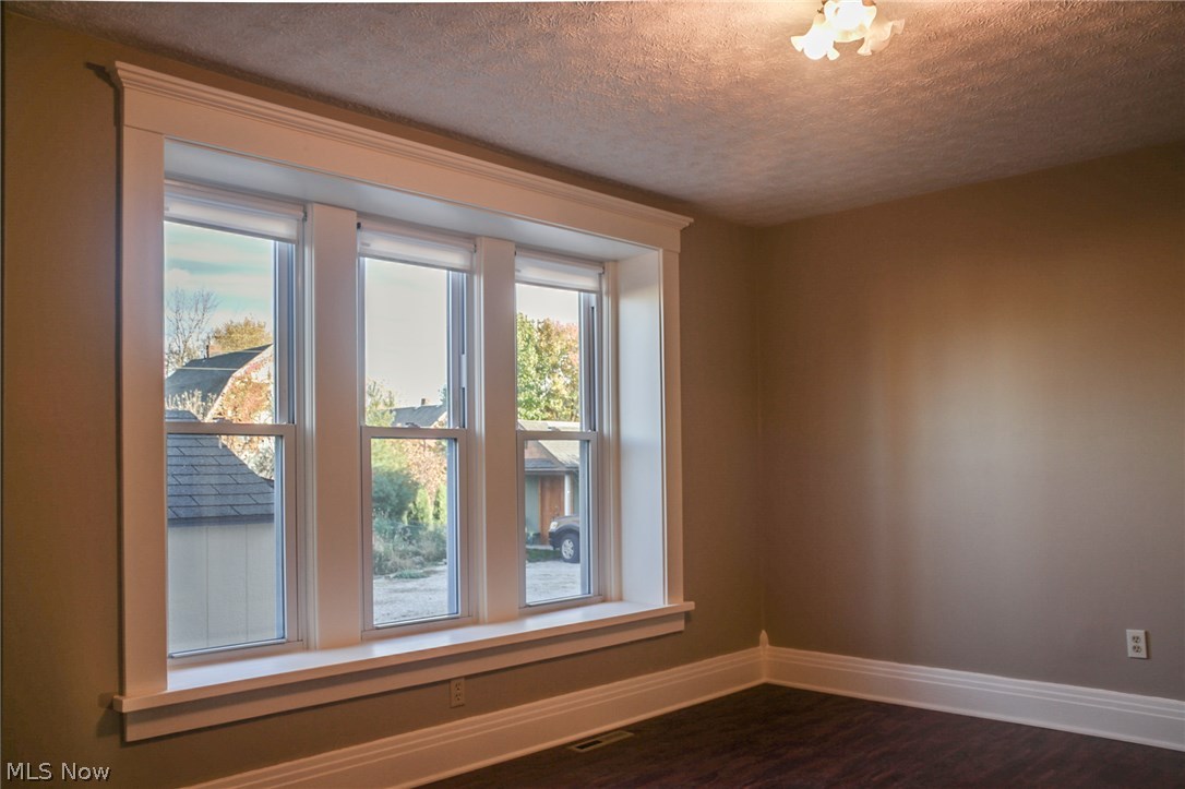 Smiths Sub/Bl 32 - Residential Lease