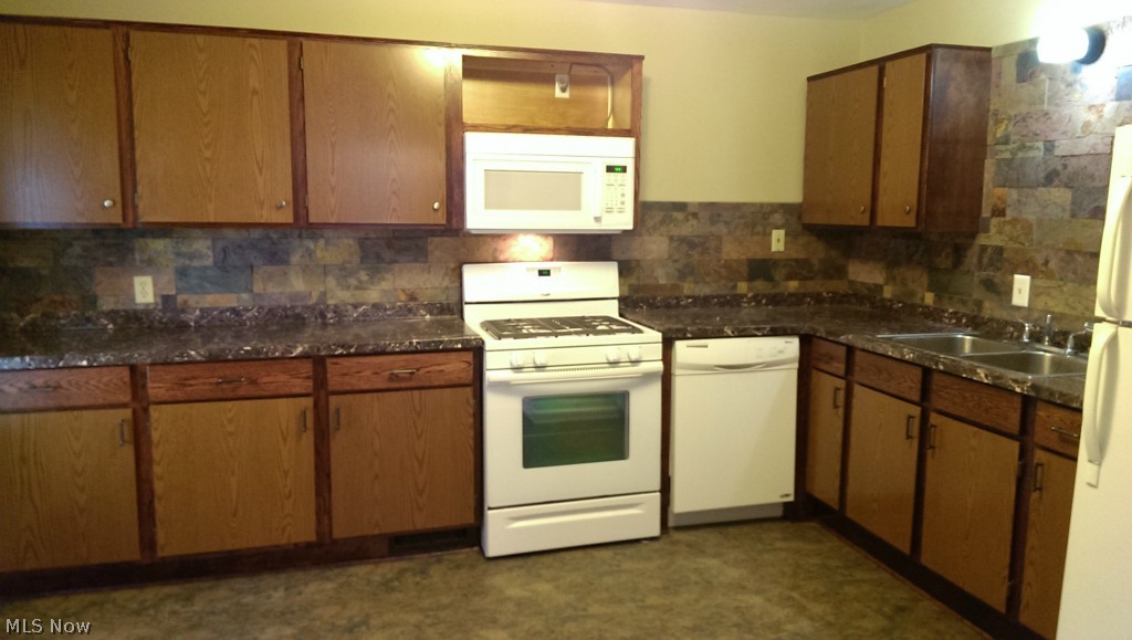 Smiths Sub/Bl 32 - Residential Lease