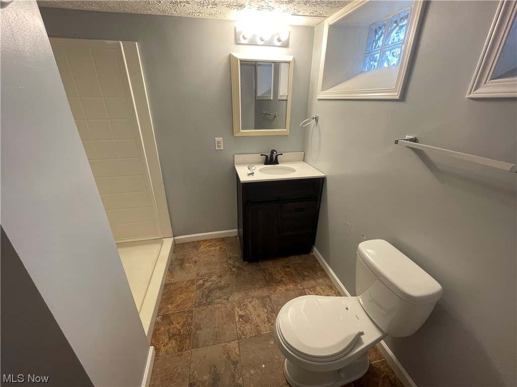 Seltzer-Round Cos Garfield Pa - Residential Lease