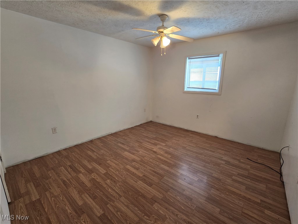 Lower Allotment-Vlg/Glenn Robb - Residential