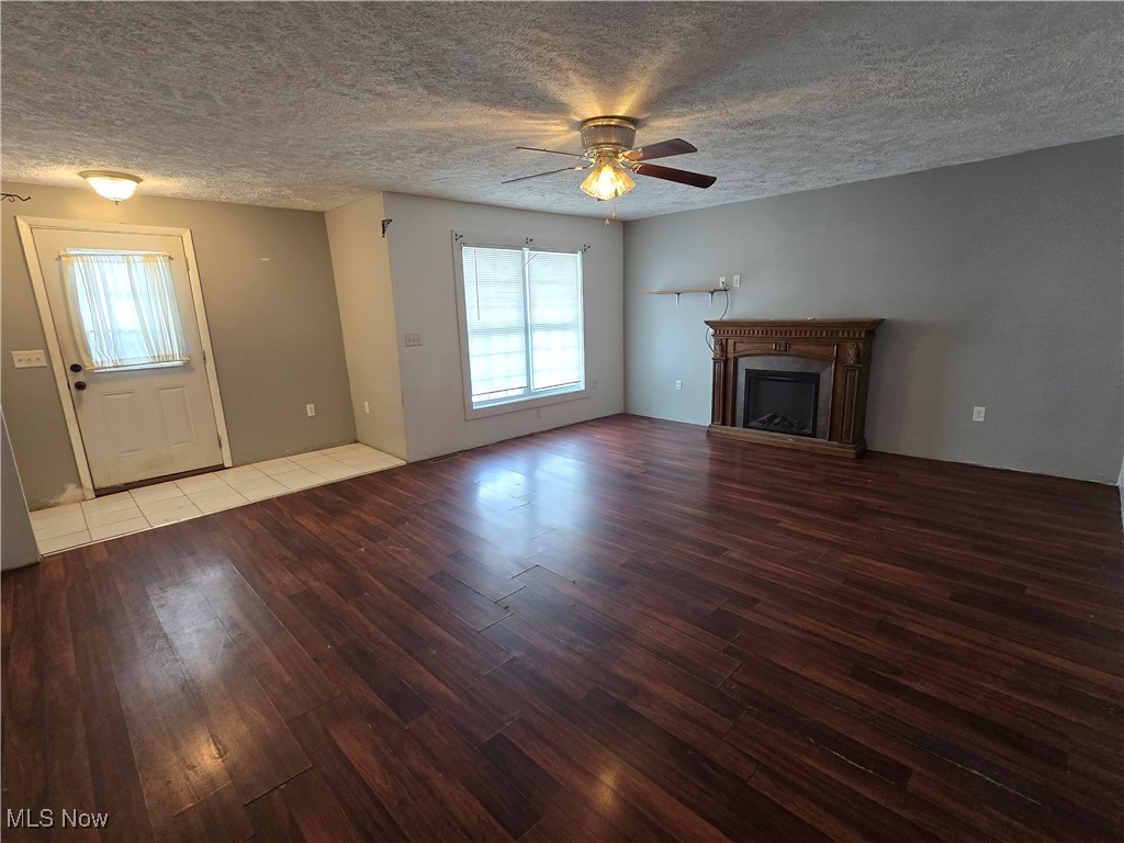 Lower Allotment-Vlg/Glenn Robb - Residential