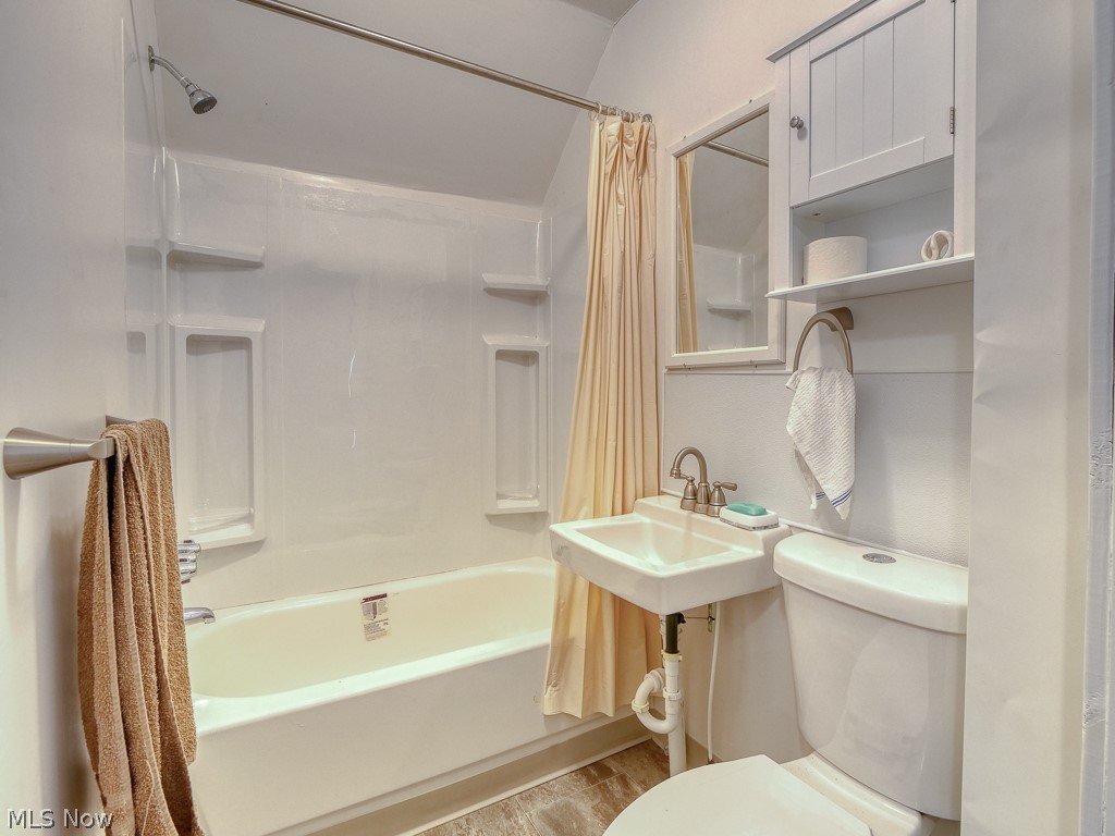 City View - Residential Income