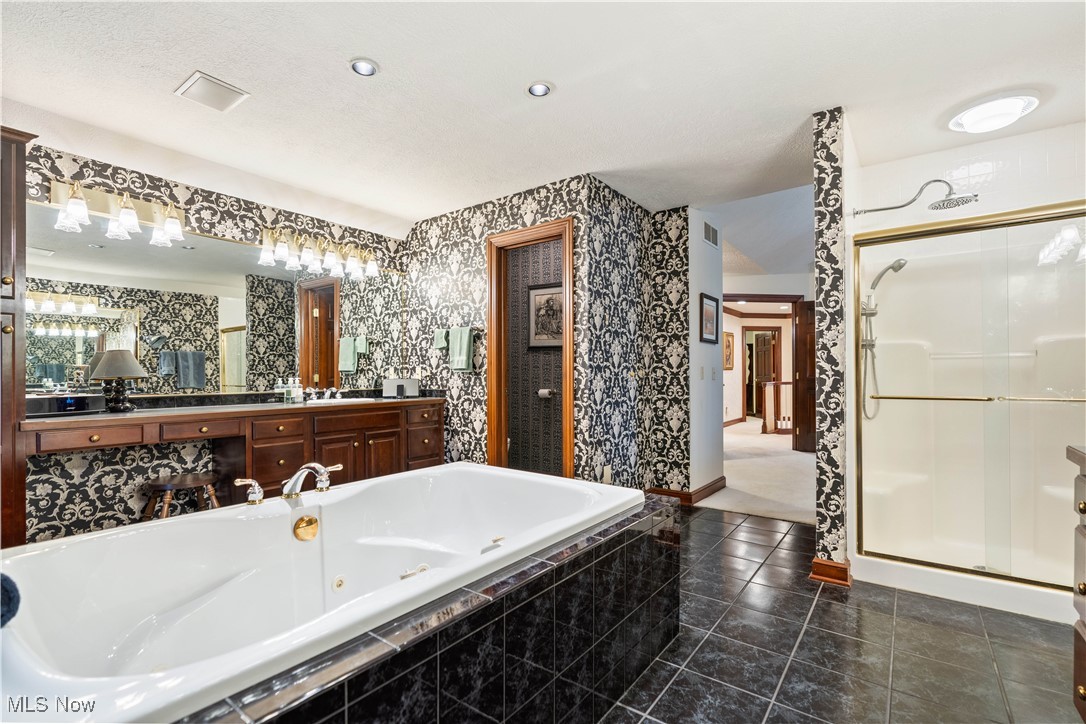 5168 Foxchase Avenue, Canton, Ohio image 25