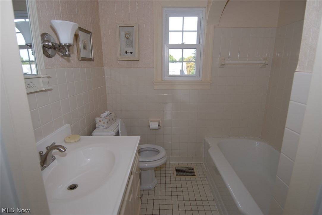 Maple Hills - Residential