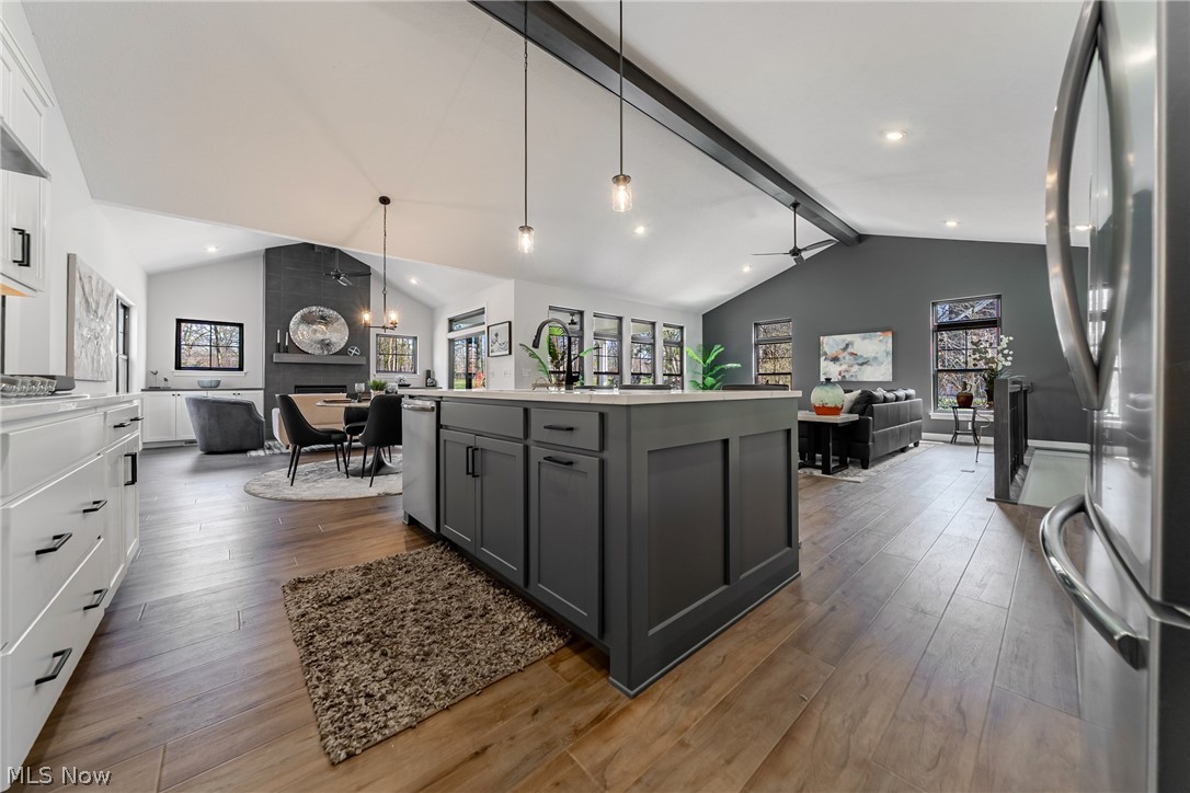 Van Sweringen Cos Shaker Cntr - Residential