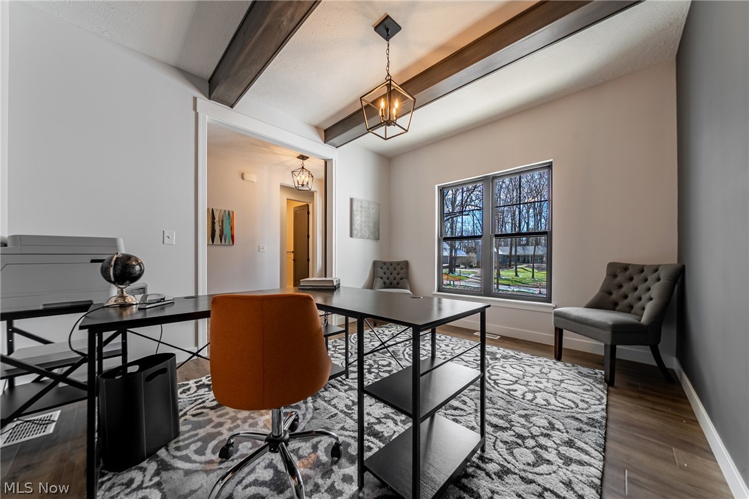 Van Sweringen Cos Shaker Cntr - Residential