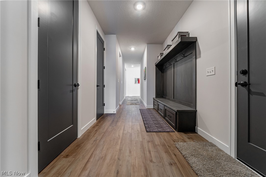 Van Sweringen Cos Shaker Cntr - Residential