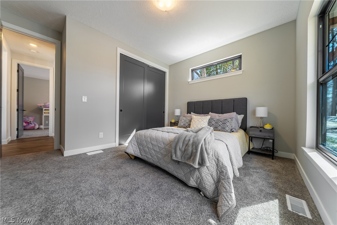 Van Sweringen Cos Shaker Cntr - Residential