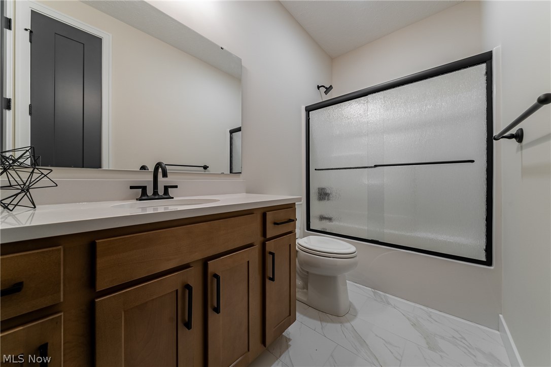 Van Sweringen Cos Shaker Cntr - Residential