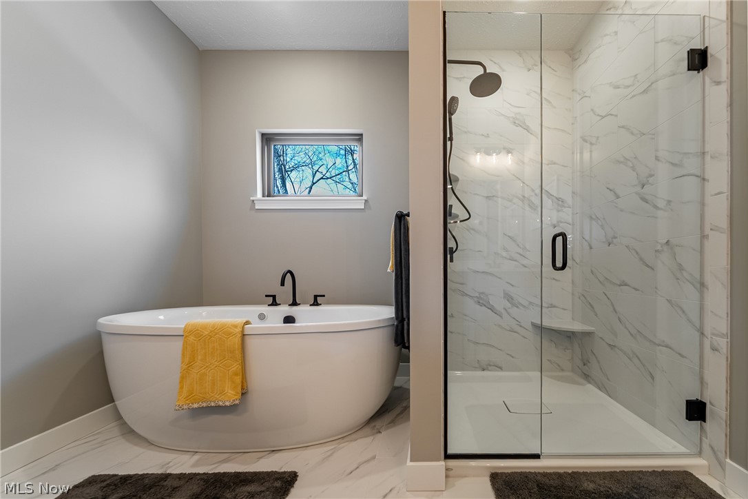 Van Sweringen Cos Shaker Cntr - Residential