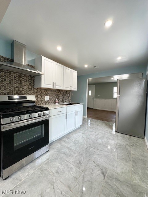 2855 Mckinley Street