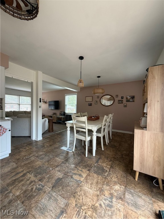 Austintown, Ohio 44515, United States, 3 Bedrooms Bedrooms, ,2 BathroomsBathrooms,Residential,Active,170223