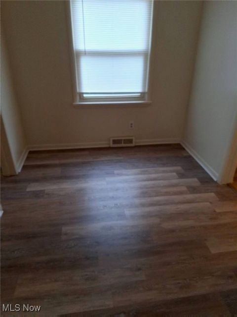 Tiny photo for 5650 Lafayette Avenue, Maple Heights, OH 44137 (MLS # 5179682)