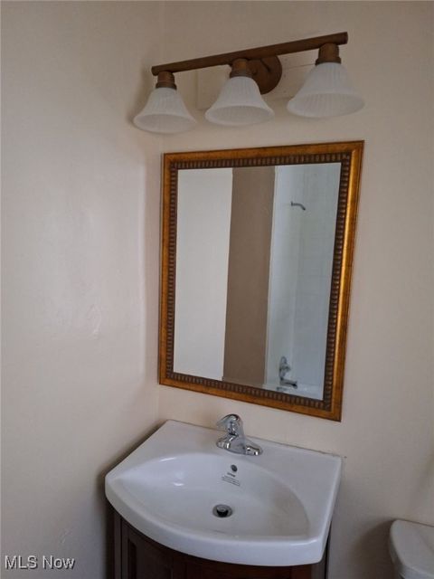 Tiny photo for 5650 Lafayette Avenue, Maple Heights, OH 44137 (MLS # 5179682)