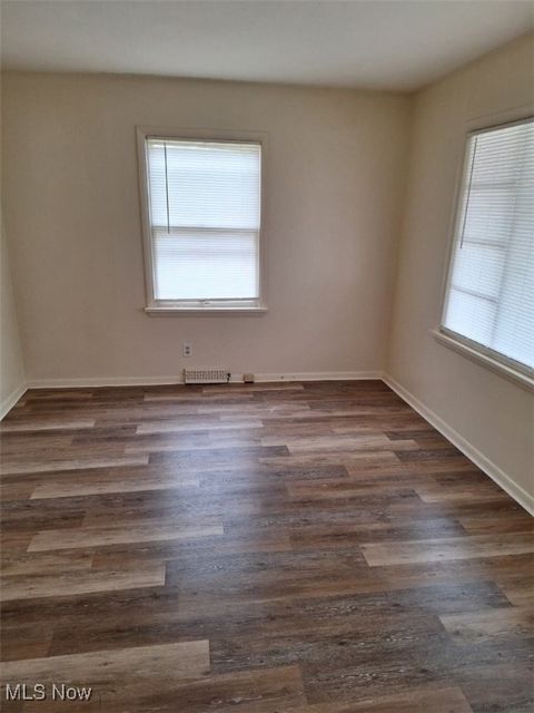 Tiny photo for 5650 Lafayette Avenue, Maple Heights, OH 44137 (MLS # 5179682)