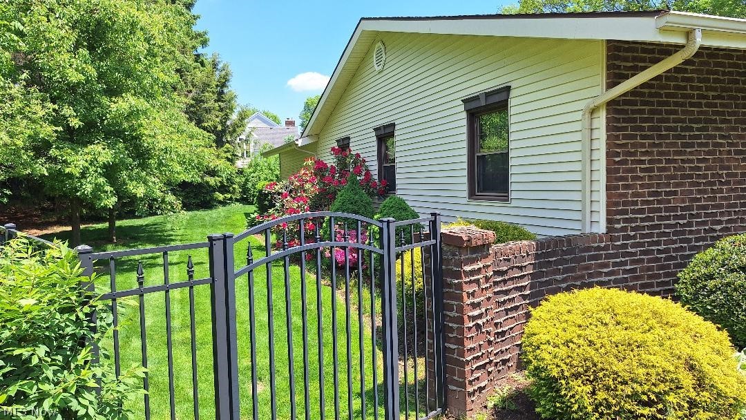 Crestview - Residential