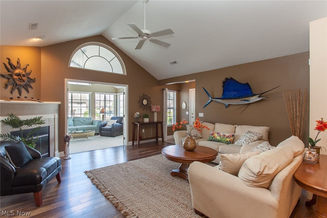 Fairway Villas - Residential