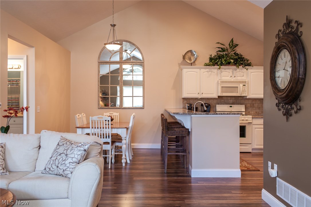 Fairway Villas - Residential