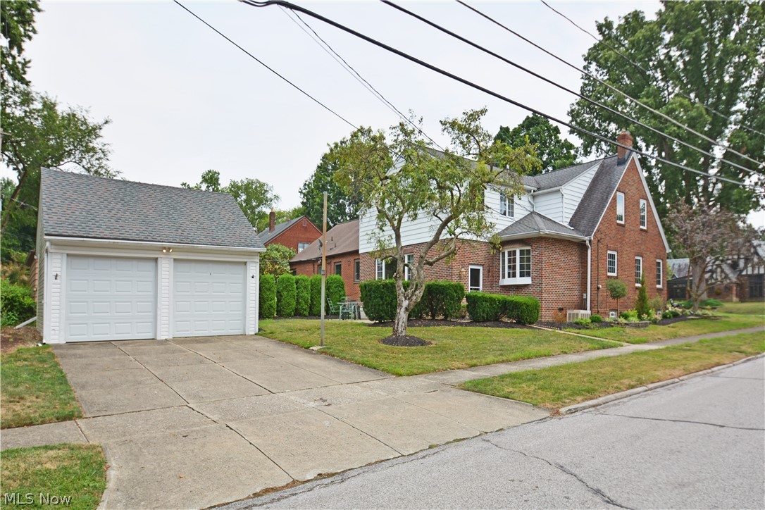 Coffinberry Estates - Residential