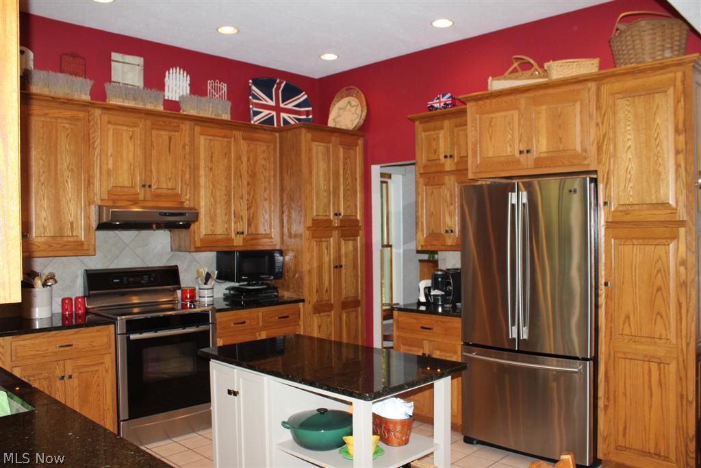 Willowdale Lake - Residential