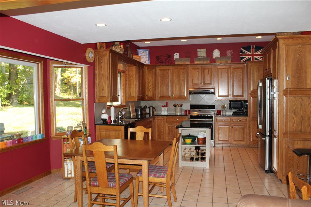 Willowdale Lake - Residential