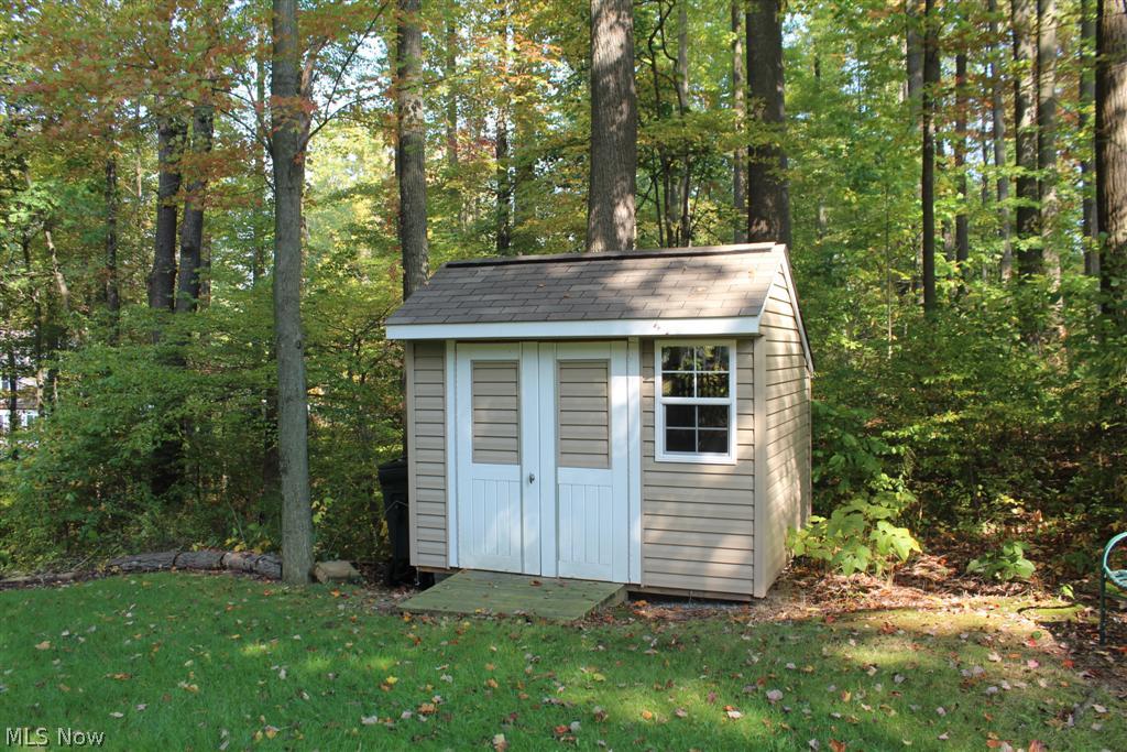 Willowdale Lake - Residential