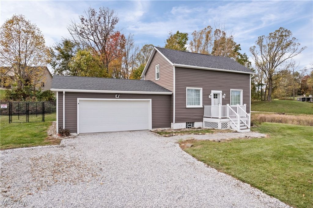 Photo of 4786 Mayfair Road, North Canton, OH 44720 (MLS # 5168406)