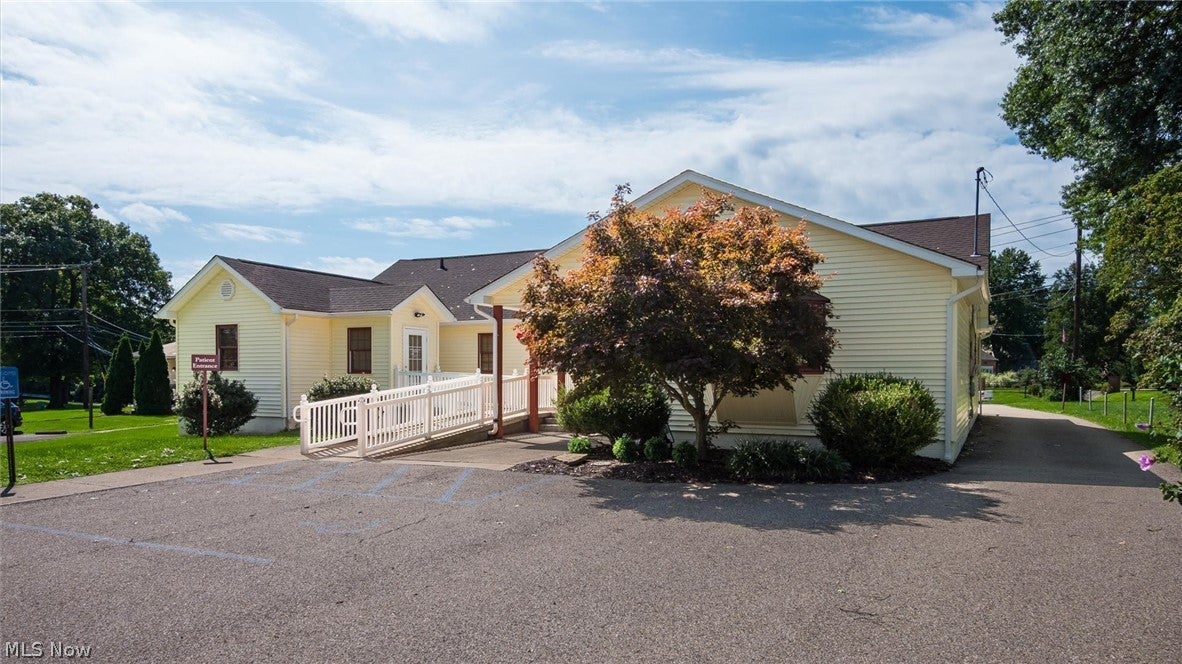 1215 Newark Road