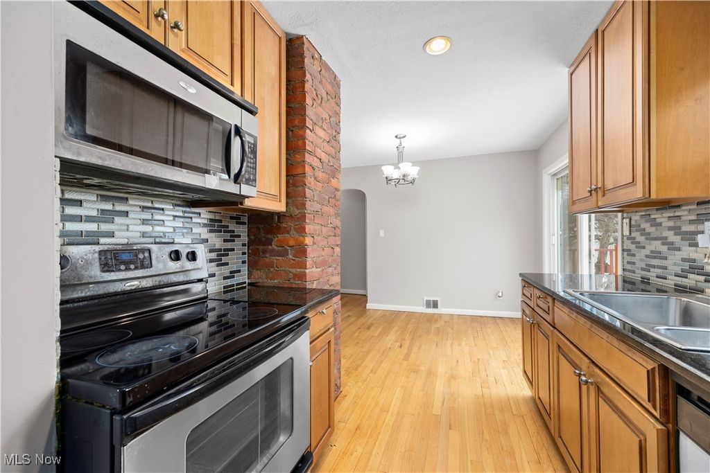 Photo of 6954 Orchard Boulevard, Parma Heights, OH 44130 (MLS # 5181464)