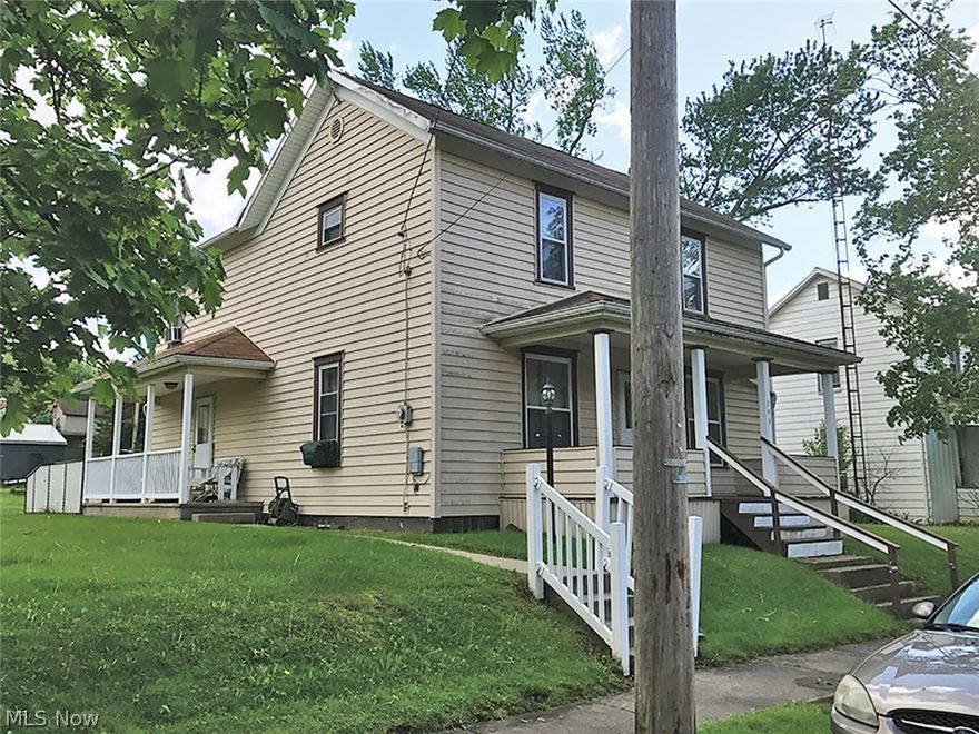 Two Story 3-Bedroom Home With Extra Lot - ABSOLUTE AUCTION, all sells to the highest bidder on location: WEDNESDAY - JUNE 7, 2017 – 5:30 PM, REAL ESTATE SELLS AT 6:00 PM - Real Estate: 1,800-sq.-ft. two story 3-bedroom home with covered front porch, living room, formal dining room, large eat-in kitchen, pantry/laundry room, and half bath on the main level. Three bedrooms up and full bath. Vinyl siding, replacement windows throughout, unfinished basement, breaker electric, FA gas heat, public water and sewer. Large extra lot to go with. Asphalt basketball pad out back. Access to rear alley. TERMS ON REAL ESTATE: 15% down auction day, balance due at closing. A 10% buyer’s premium will be added to the highest bid to establish the purchase price, which goes to the seller. Any desired inspections must be made prior to bidding. All information contained herein was derived from sources believed to be correct. Information is believed to be accurate but not guaranteed.