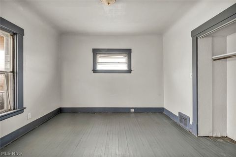 Tiny photo for 15264 Broadway Avenue, Maple Heights, OH 44137 (MLS # 5190431)