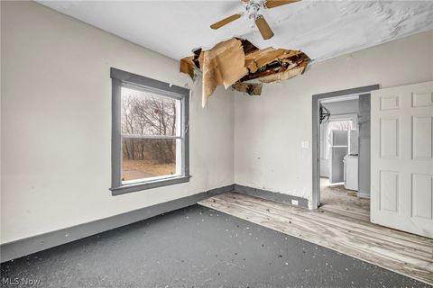 Tiny photo for 15264 Broadway Avenue, Maple Heights, OH 44137 (MLS # 5190431)