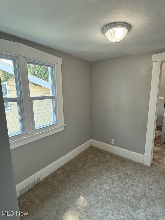 525 W Ravenwood Avenue, Youngstown, Ohio image 13