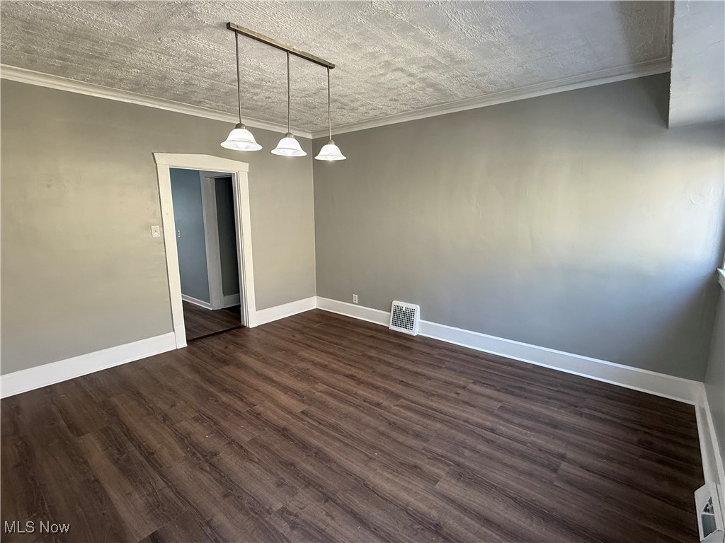 525 W Ravenwood Avenue, Youngstown, Ohio image 8