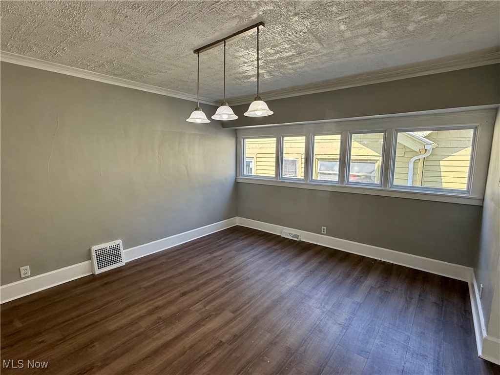 525 W Ravenwood Avenue, Youngstown, Ohio image 10