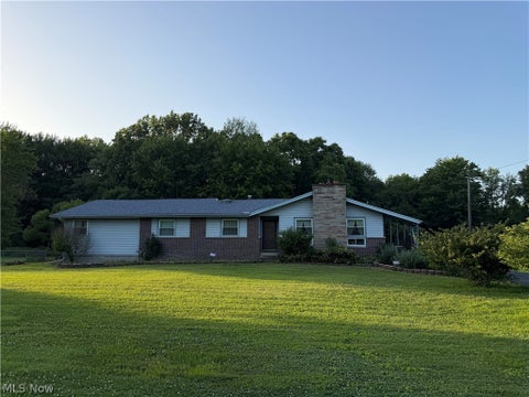 Homes For Sale - 7219 Wilson Sharpsville Road<br/> Hartford, OH 44404
