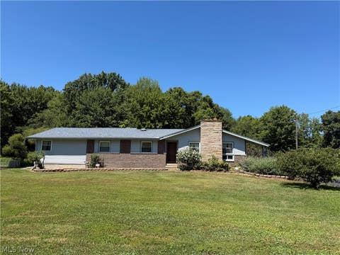 Homes For Sale - 7219 Wilson Sharpsville Road<br/> Hartford, OH 44404