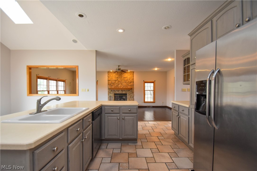 Fox Den 2 - Residential