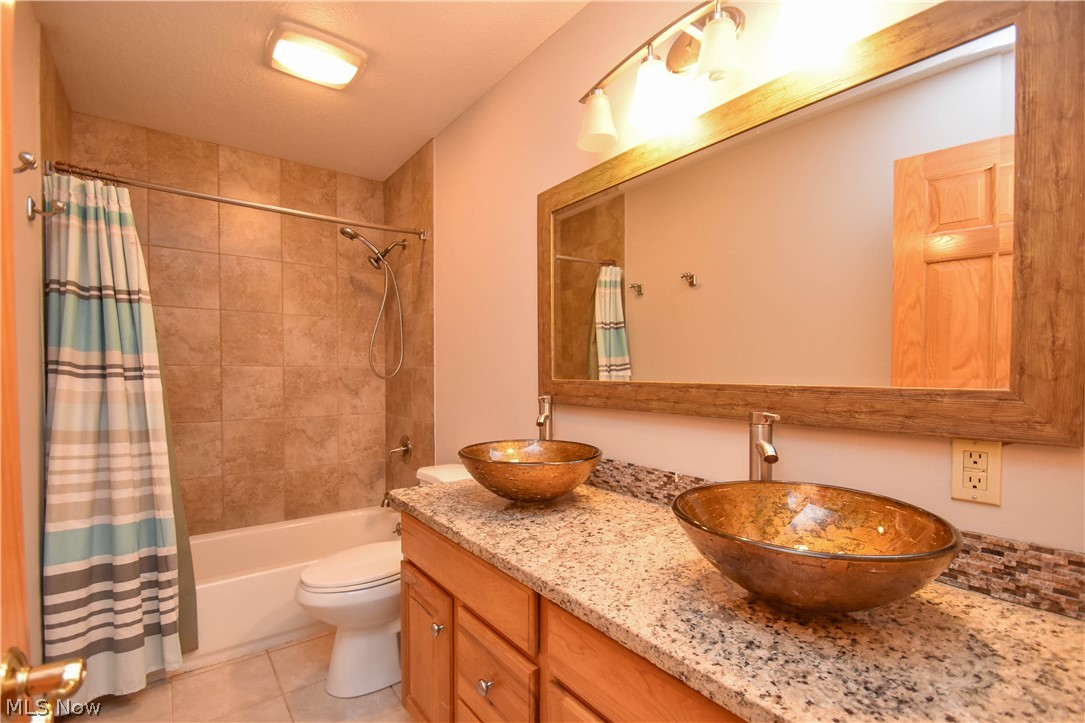 Fox Den 2 - Residential